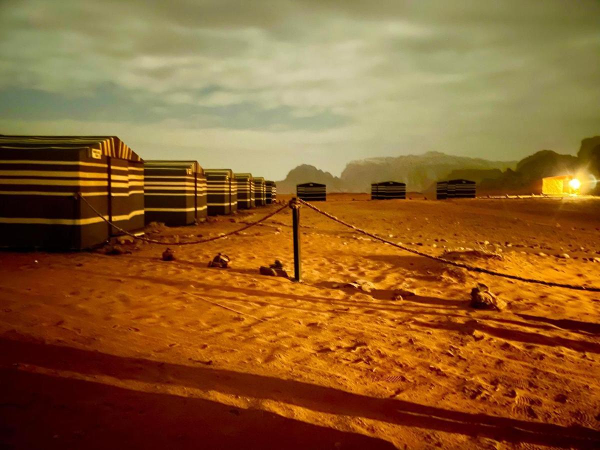 Sand And Stone Camp - Wadi Rum Desert Exterior photo