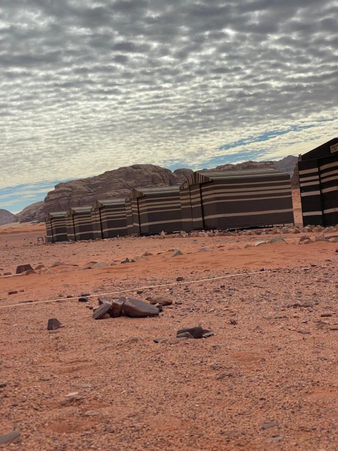 Sand And Stone Camp - Wadi Rum Desert Exterior photo