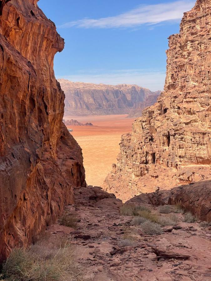 Sand And Stone Camp - Wadi Rum Desert Exterior photo